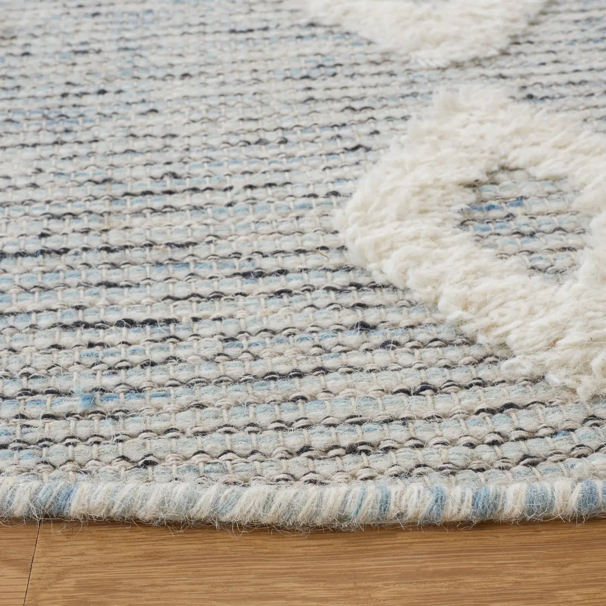 Safavieh Vermont 6'-0" x 6'-0" Rug in Blue / Ivory