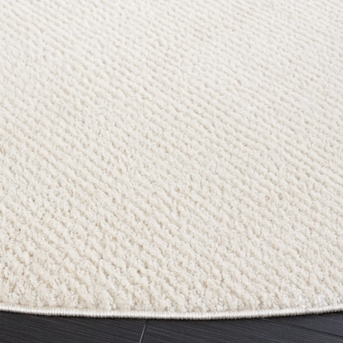 Safavieh Melody 5'-3" x 5'-3" Rug in Ivory