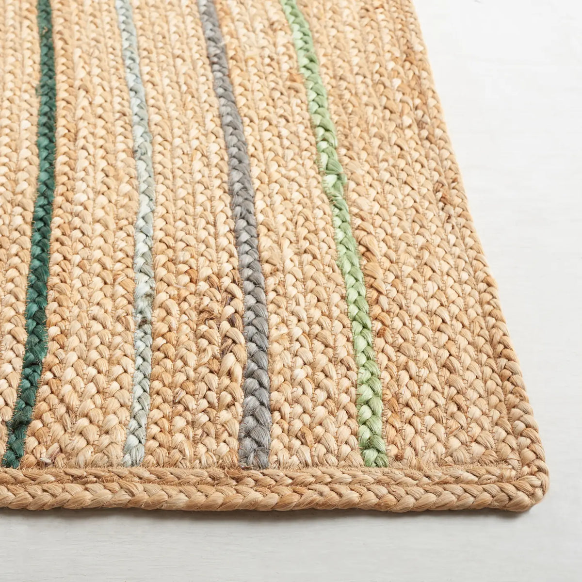 Safavieh Natural Fiber 4'-0" x 6'-0" Rug in Natural / Green