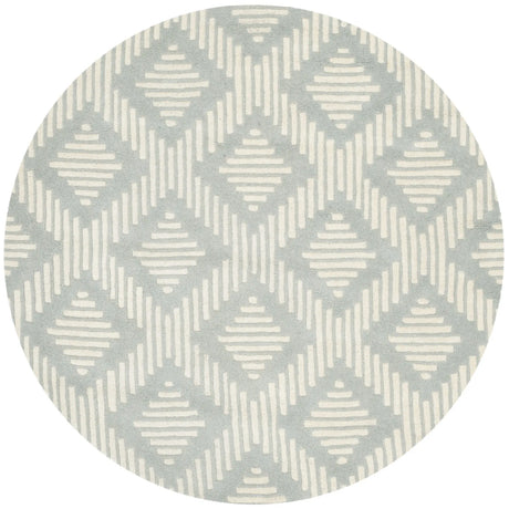 Safavieh Chatham 5'-0" x 5'-0" Rug in Grey / Ivory