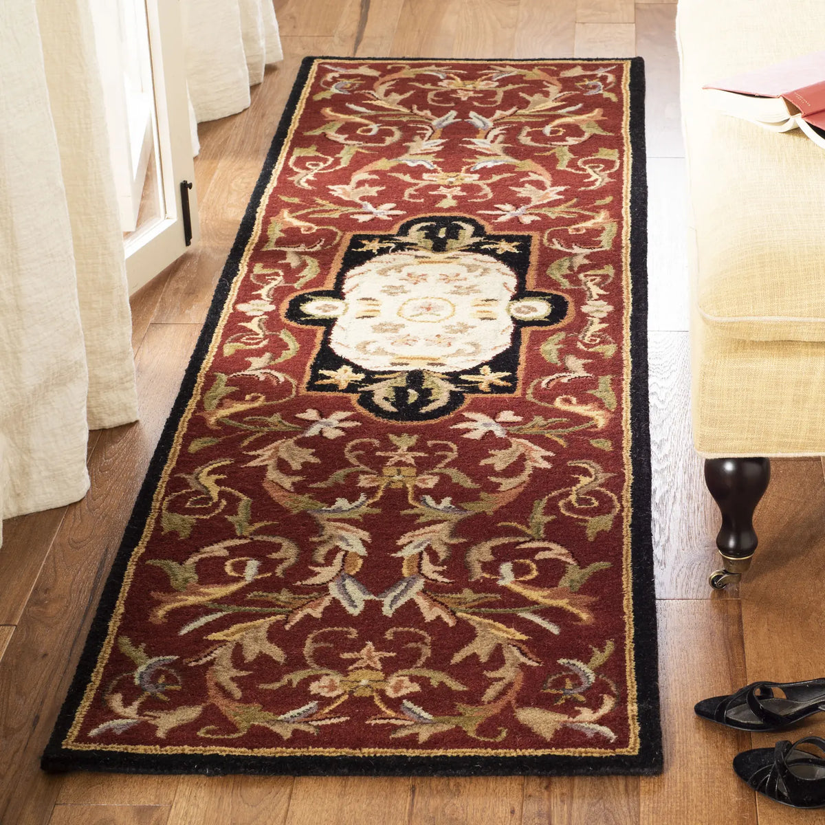 Safavieh Classic 2'-3" x 10'-0" Rug in Red / Black