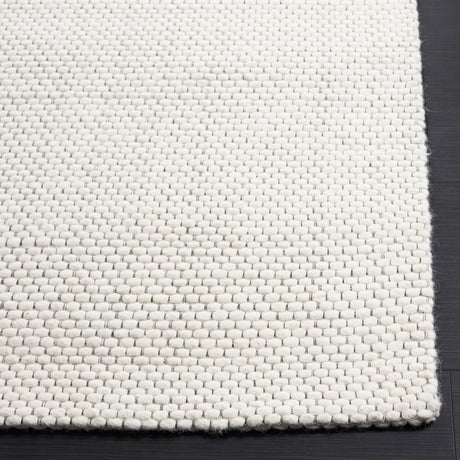 Safavieh Natura 4'-0" x 6'-0" Rug in Ivory