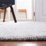 Safavieh Metro 4'-0" x 6'-0" Rug in Grey / Ivory