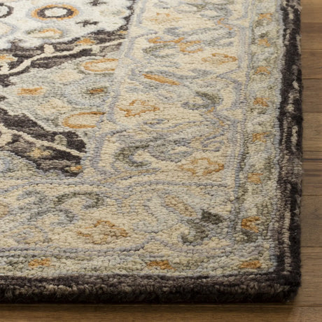 Safavieh Aspen 4'-0" x 6'-0" Rug in Beige / Brown