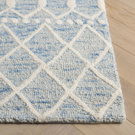 Safavieh Blossom 5'-0" x 8'-0" Rug in Blue / Ivory