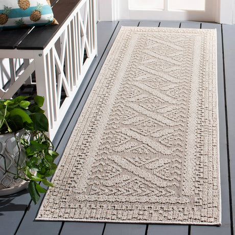 Safavieh Global 2'-2" x 8'-0" Rug in Beige / Light Beige