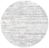 Safavieh Jasmine Shag 6'-7" x 6'-7" Rug in Ivory / Grey