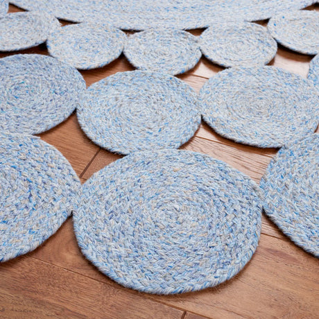 Safavieh Cape Cod 5'-0" x 5'-0" Rug in Blue