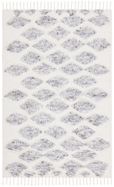 Safavieh Casablanca 4'-0" x 6'-0" Rug in Grey / Beige