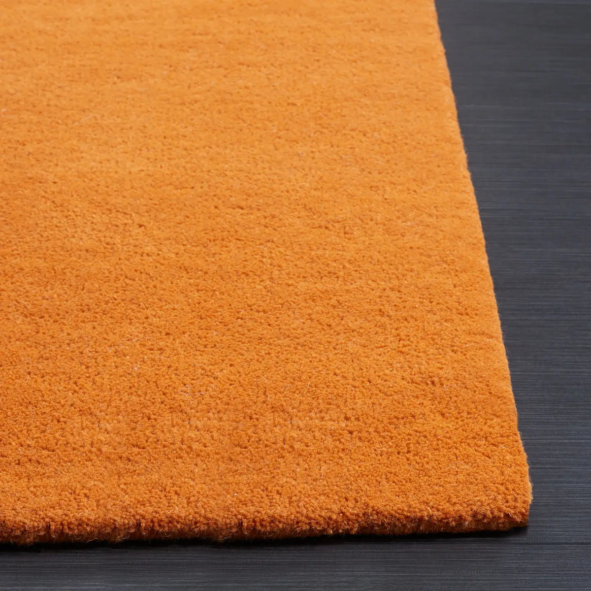 Safavieh Rodeo Drive 4'-0" x 6'-0" Rug in Green / Rust