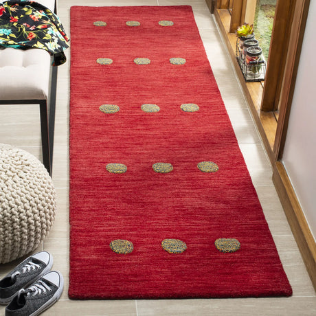 Safavieh Himalaya 2'-3" x 8'-0" Rug in Red