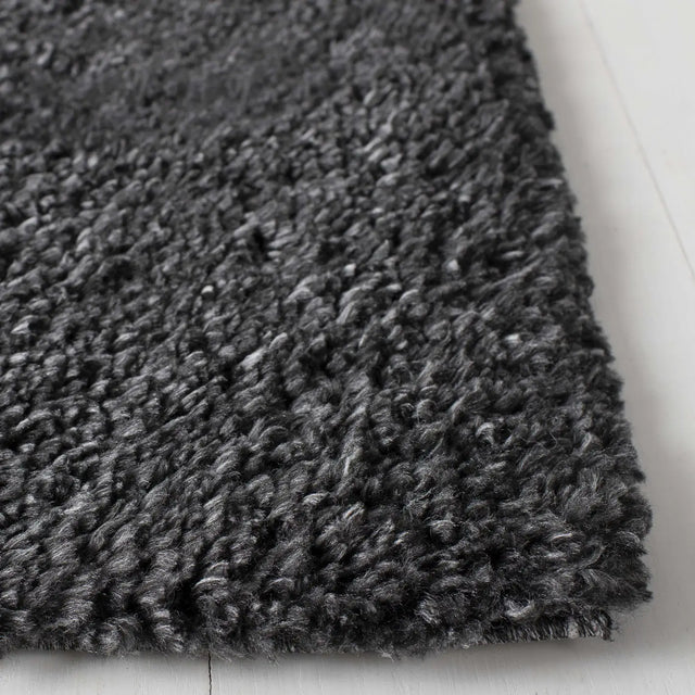 Safavieh August Shag 900 4'-0" x 6'-0" Rug in Charcoal