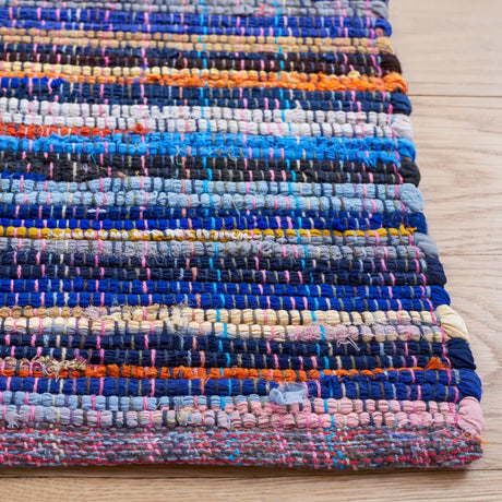 Safavieh Rag Rug 4'-0" x 6'-0" Rug in Blue / Multi