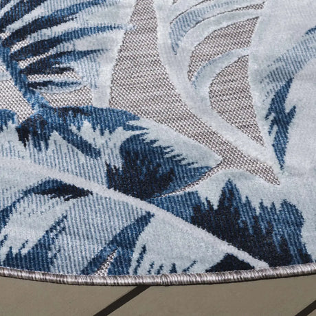 Safavieh Cabana 6'-5" x 6'-5" Rug in Beige / Navy