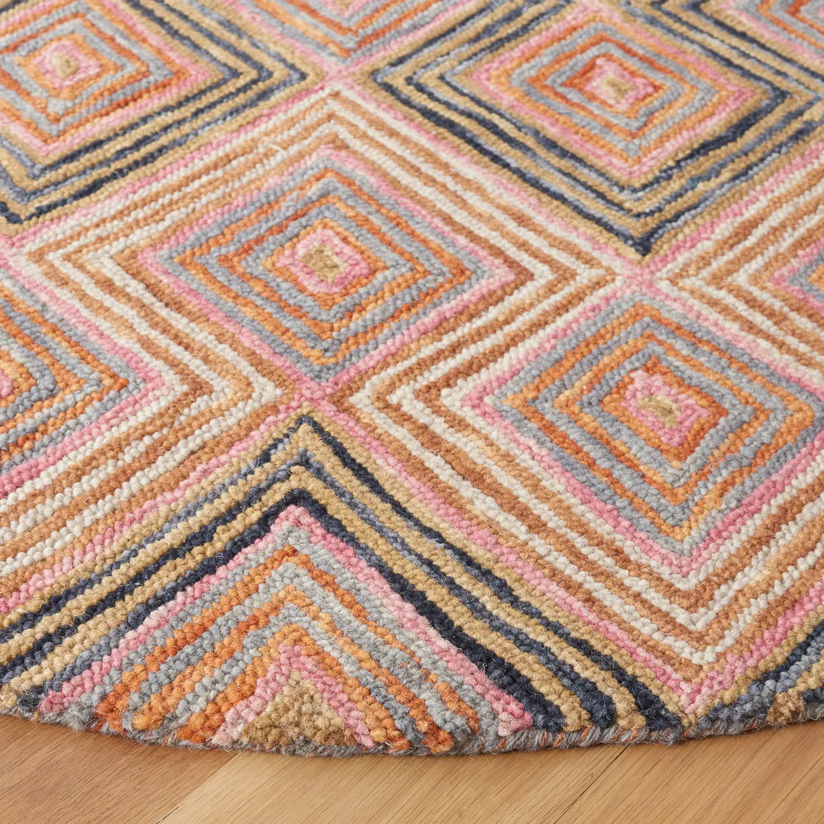 Safavieh Aspen 6'-0" x 6'-0" Rug in Gold / Olive