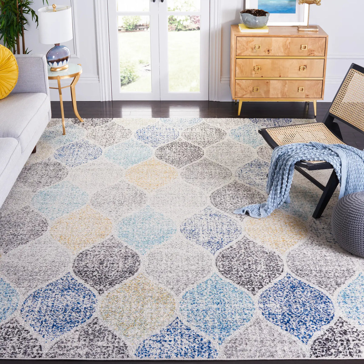 Safavieh Madison 10'-0" x 14'-0" Rug in Ivory / Blue