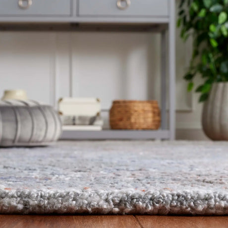 Safavieh Marquee 4'-0" x 6'-0" Rug in Rust / Grey