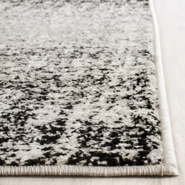 Safavieh Adirondack 2'-6" x 10'-0" Rug in Ivory / Black