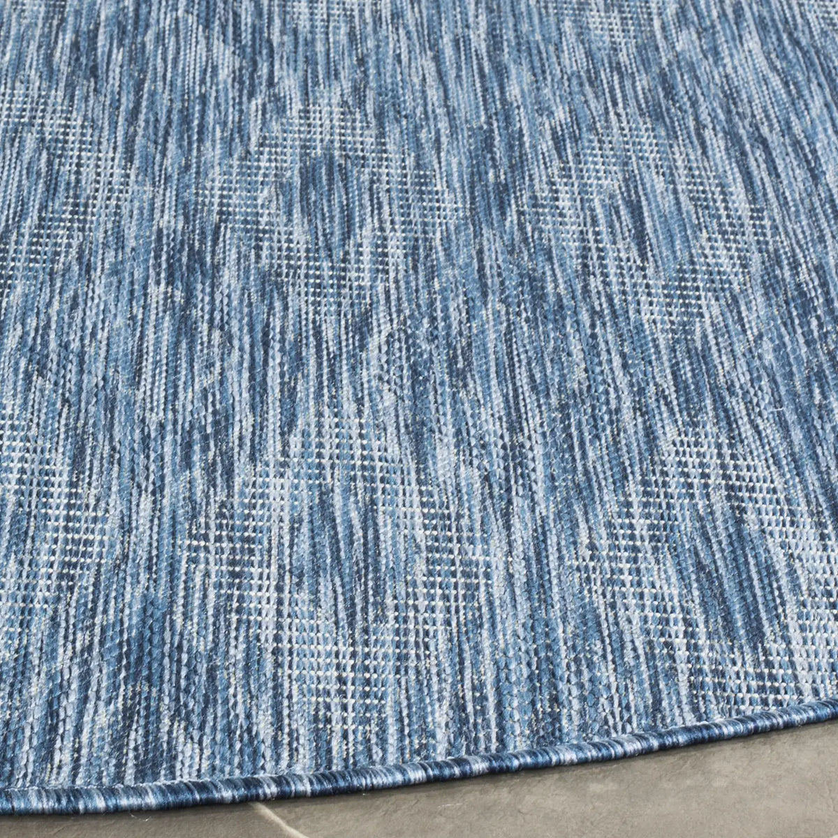 Safavieh Courtyard 5'-3" x 5'-3" Rug in Navy / Navy