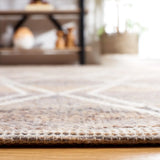 Safavieh Kilim 4'-0" x 6'-0" Rug in Brown / Grey