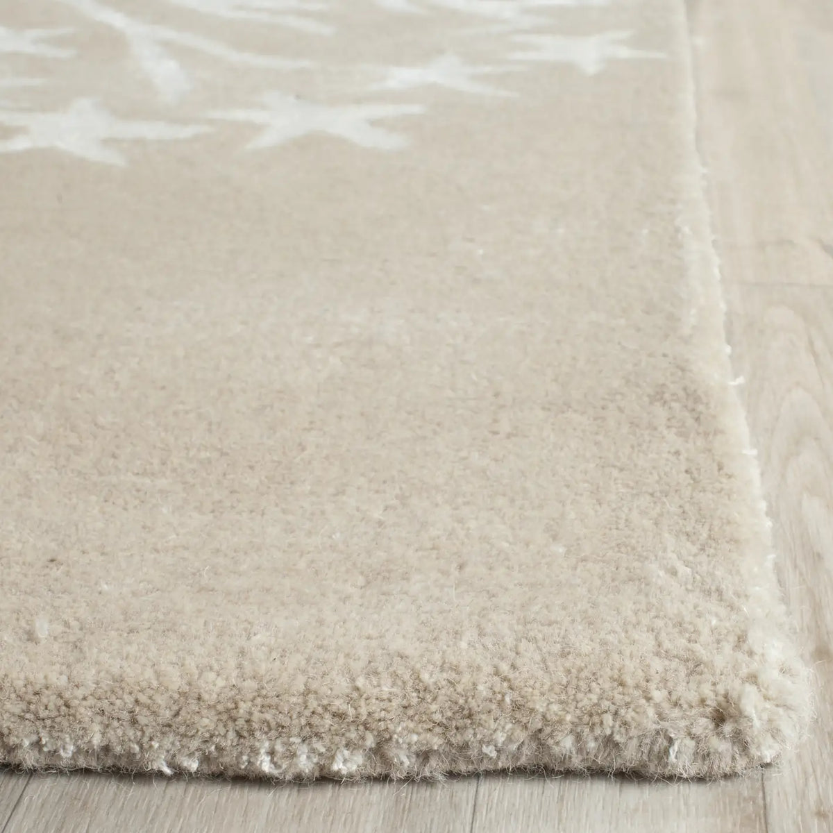 Safavieh Bella 8'-0" x 10'-0" Rug in Sand / Ivory