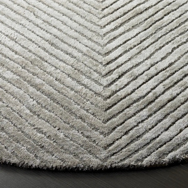 Safavieh Glamour 6'-0" x 6'-0" Rug in Silver