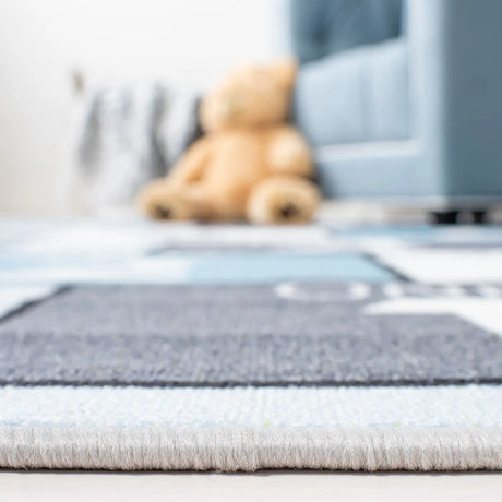 Safavieh Kids Playhouse 200 4'-4" x 6'-0" Rug in Grey / Blue