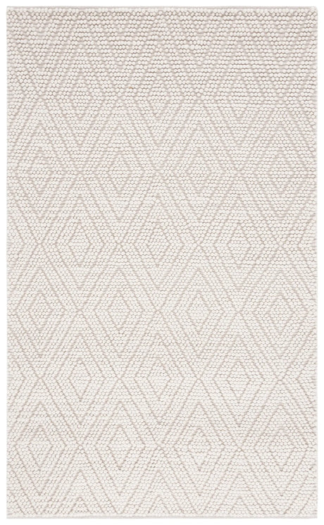 Safavieh Natura 4'-0" x 6'-0" Rug in Ivory