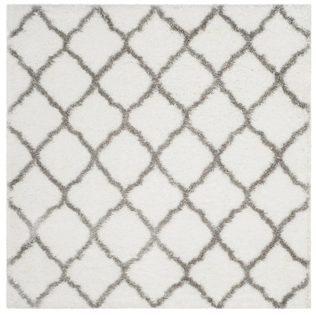 Safavieh Indie Shag 6'-7" x 6'-7" Rug in Ivory / Grey