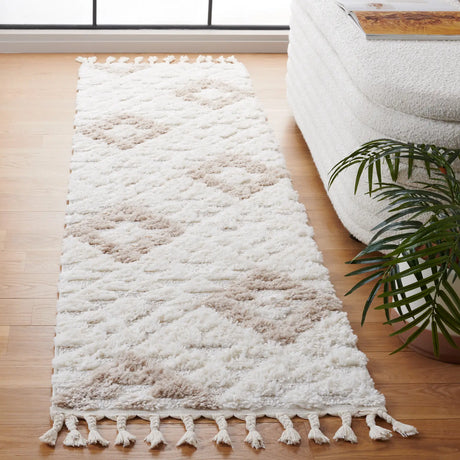 Safavieh Moroccan Tassel Shag 2'-3" x 10'-0" Rug in Ivory / Beige