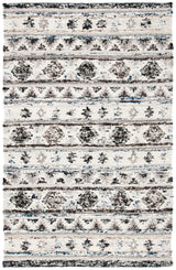 Safavieh Manhattan 4'-0" x 6'-0" Rug in Ivory / Black