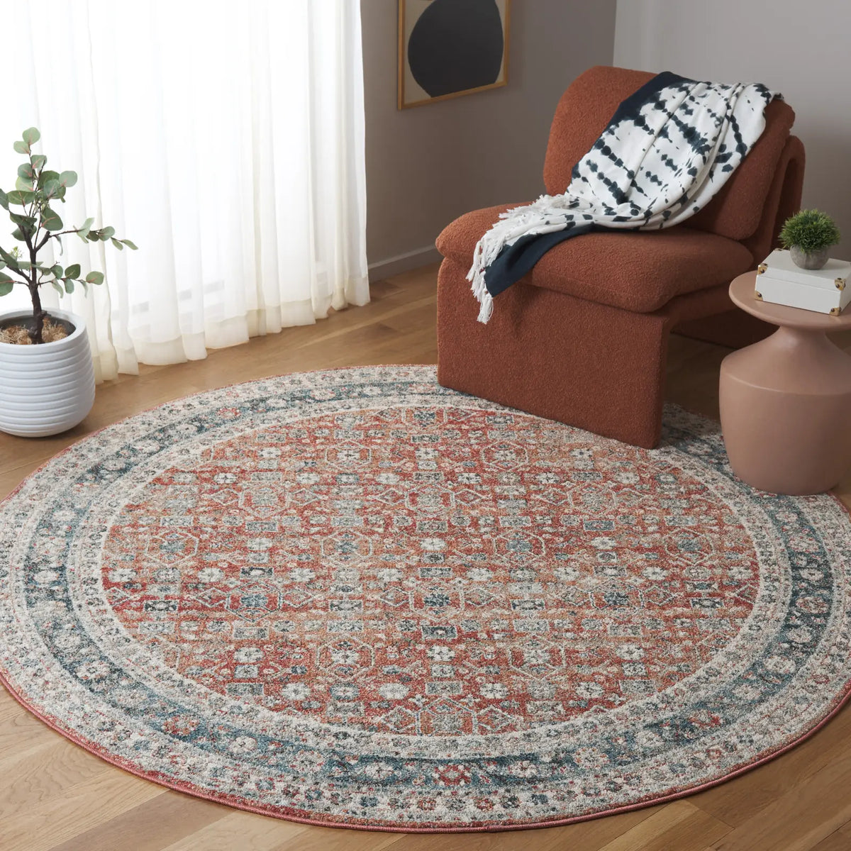 Safavieh Vintage Tabriz 6'-7" x 6'-7" Rug in Rust / Blue