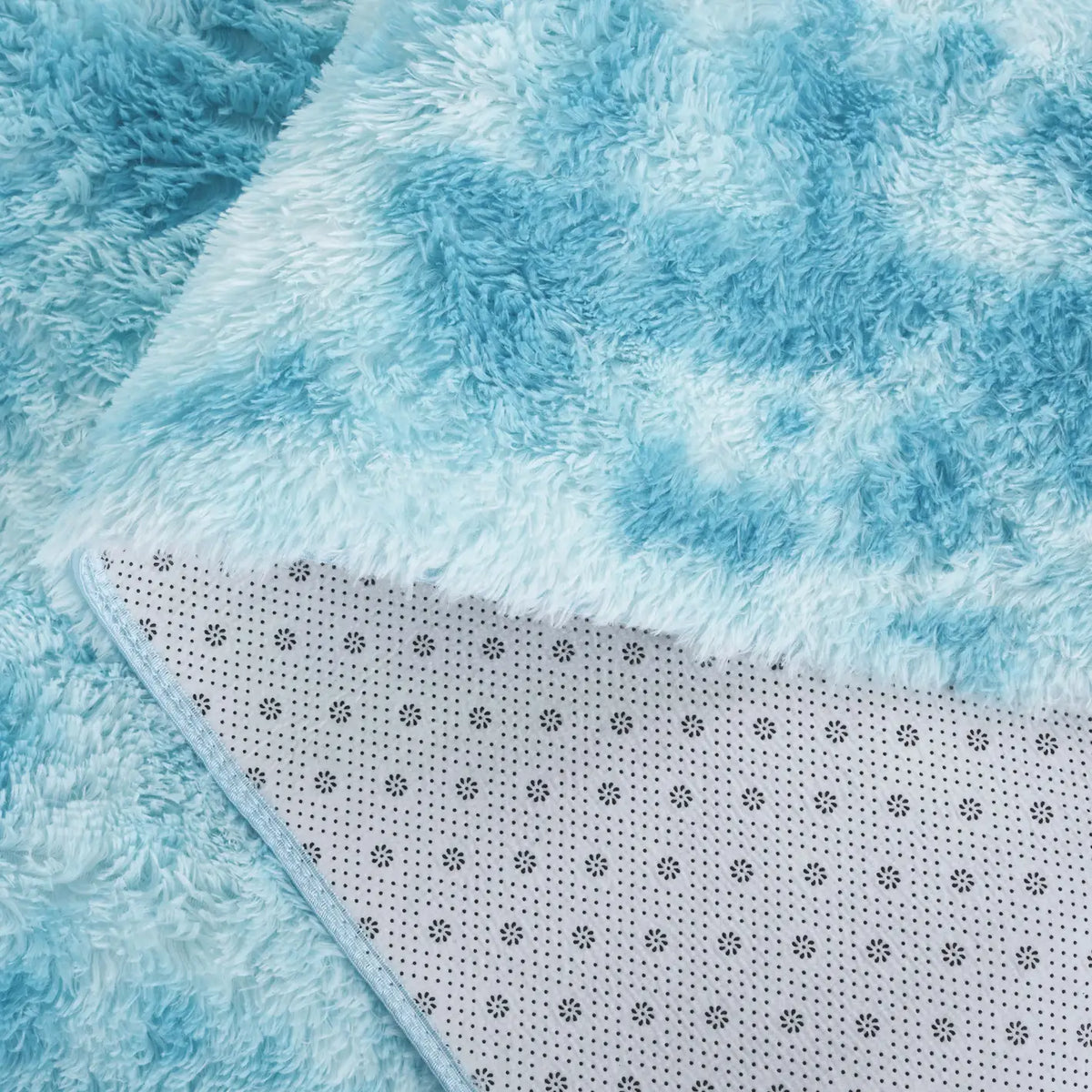 Safavieh Rainbow Shag 4'-0" x 6'-0" Rug in Aqua