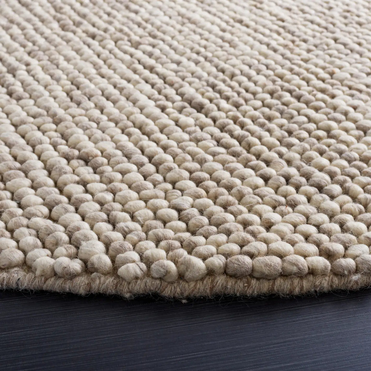 Safavieh Natura 6'-0" x 6'-0" Rug in Beige