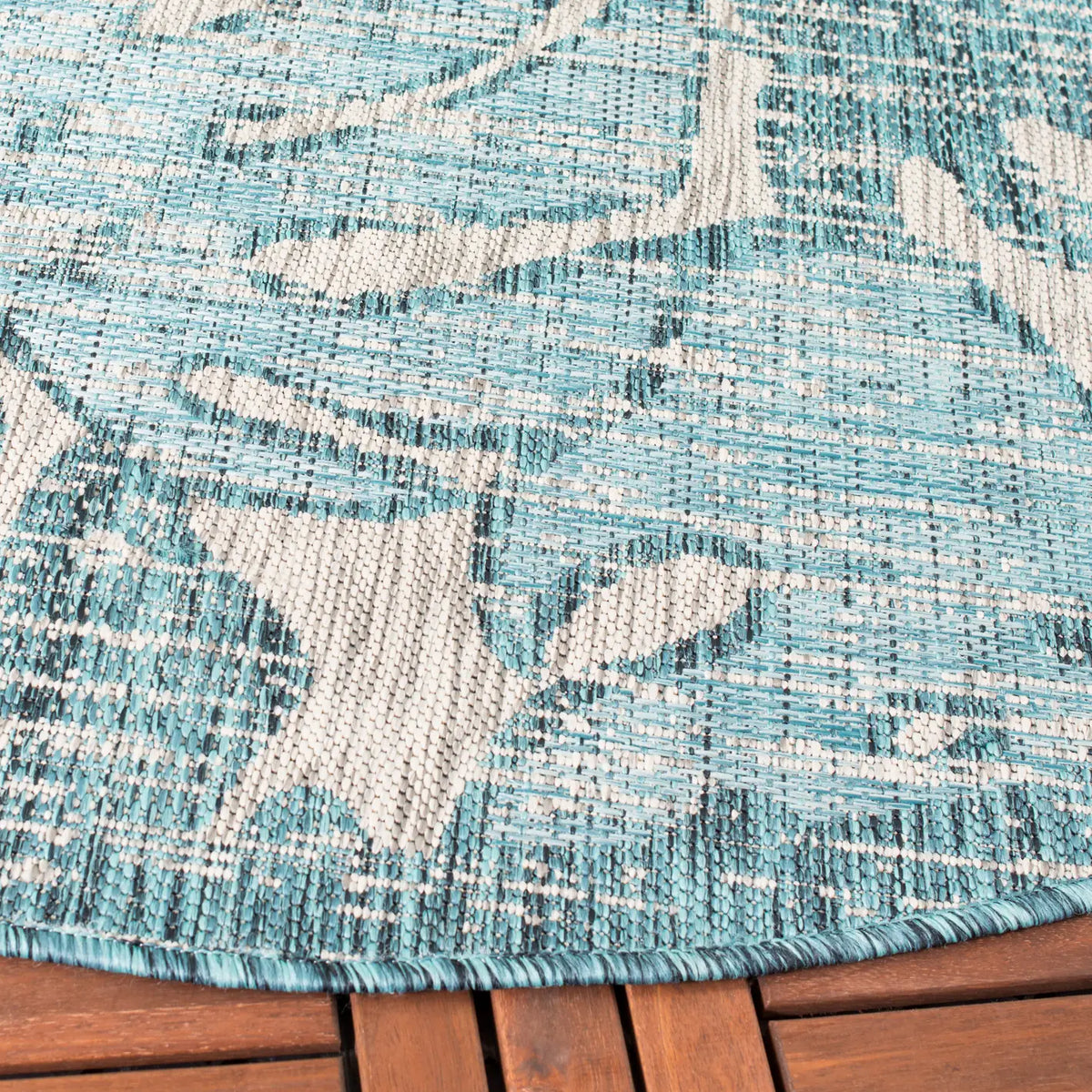 Safavieh Courtyard 6'-7" x 6'-7" Rug in Grey / Aqua