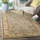 Safavieh Antiquity 4'-0" x 6'-0" Rug in Light Grey / Beige