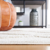Safavieh Marrakesh 4'-0" x 6'-0" Rug in Ivory / Ivory