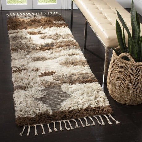 Safavieh Kenya 2'-3" x 10'-0" Rug in Grey / Brown