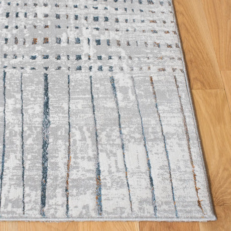Safavieh Sonoma 4'-5" x 6'-5" Rug in Grey / Ivory