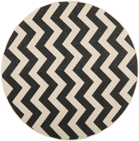 Safavieh Courtyard 6'-7" x 6'-7" Rug in Black / Beige
