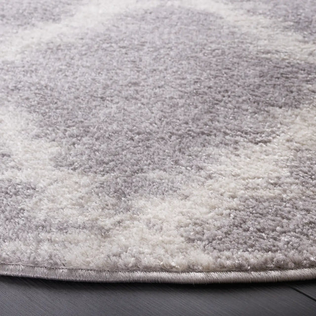 Safavieh Adirondack 6'-0" x 6'-0" Rug in Silver / Ivory