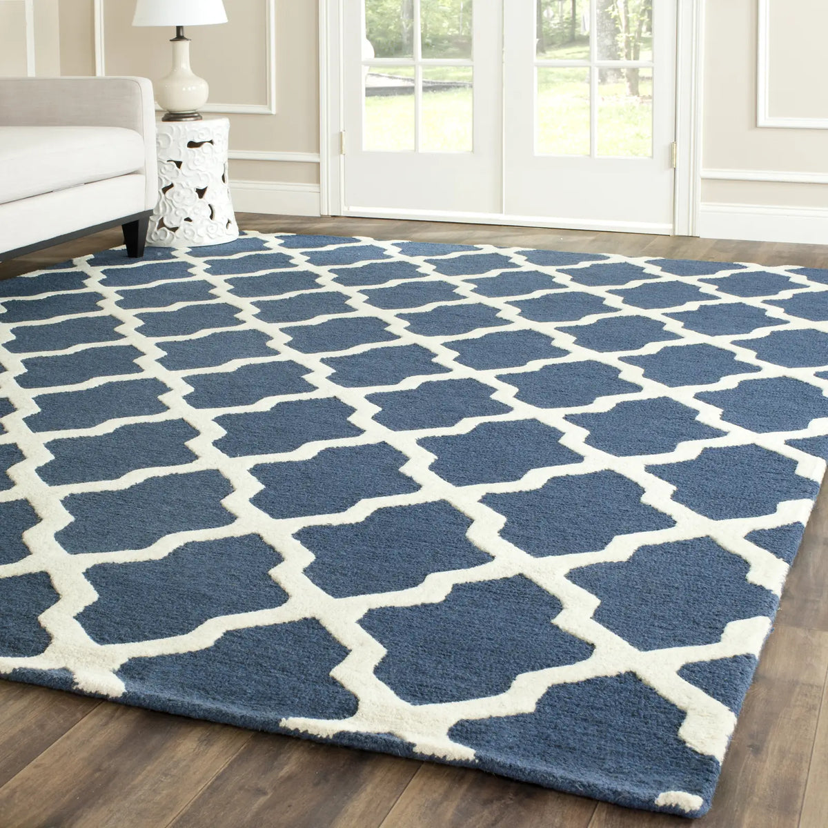 Safavieh Cambridge 10'-0" x 14'-0" Rug in Navy Blue / Ivory