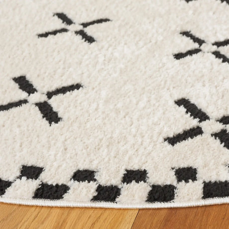 Safavieh Melody 5'-3" x 5'-3" Rug in Ivory / Black