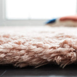Safavieh Casablanca 4'-0" x 6'-0" Rug in Pink