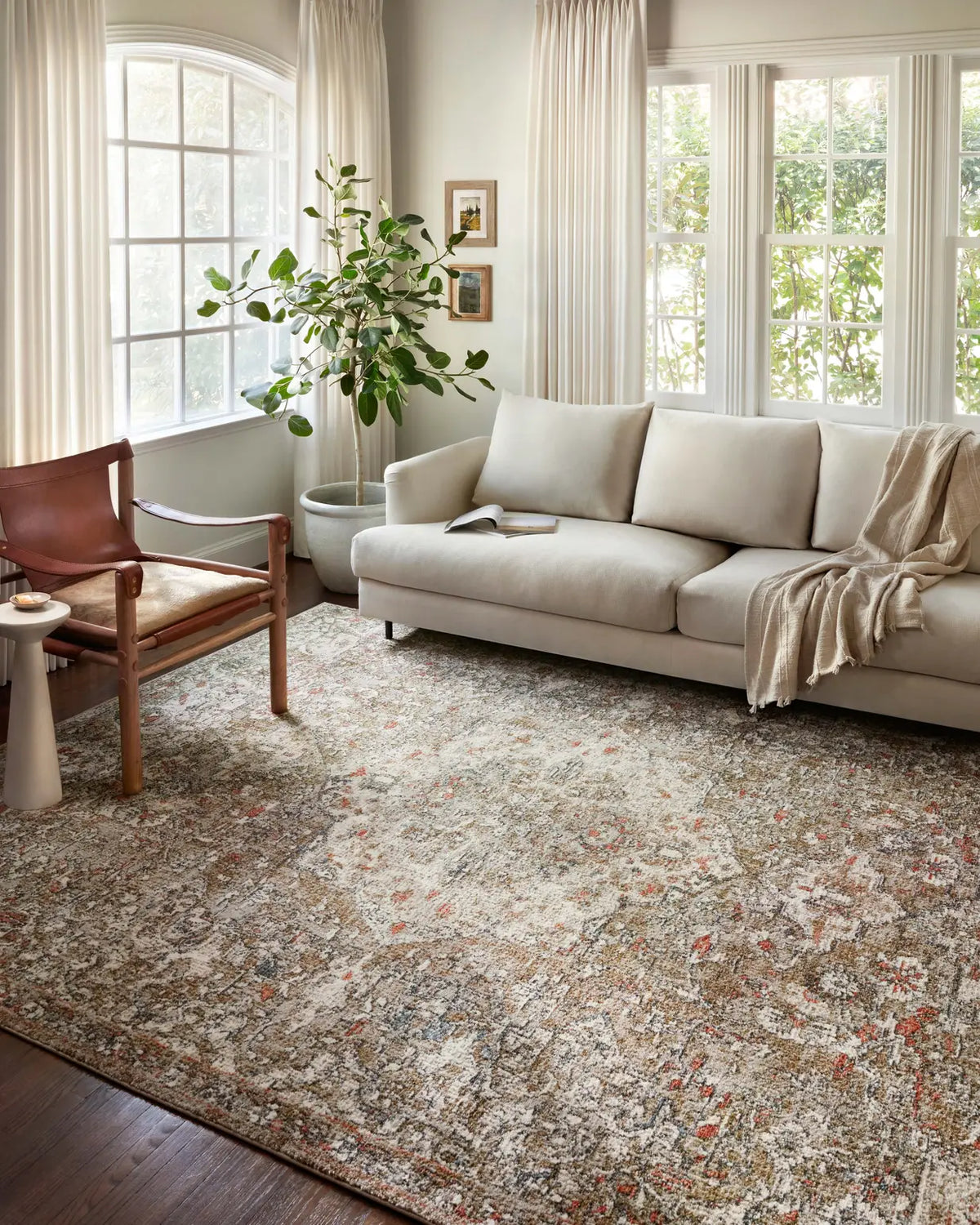Loloi Saban Sab-07 Straw/Beige Rugs - room scene 1
