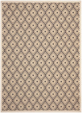 Safavieh Veranda 6'-7" x 9'-6" Rug in Cream / Chocolate