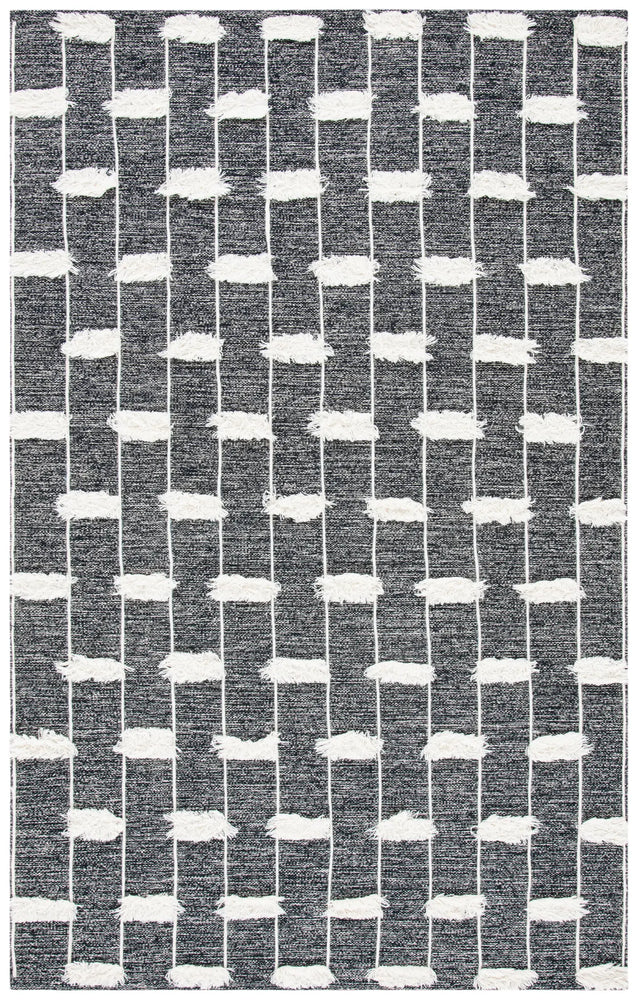 Safavieh Striped Kilim 4'-0" x 6'-0" Rug in Black / Ivory