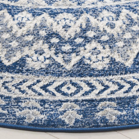Safavieh Brentwood 6'-7" x 6'-7" Rug in Navy / Beige