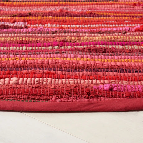 Safavieh Rag Rug 6'-0" x 6'-0" Rug in Red / Multi