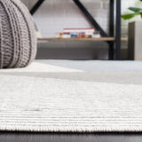 Safavieh Pyramid 4'-5" x 6'-5" Rug in Ivory / Grey Navy
